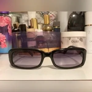 NWOT Coach sunglasses ?️ (includes hard case and cloth) Coach Sunglass Hard Black Case With Cleaning Cloth Large  main image 4